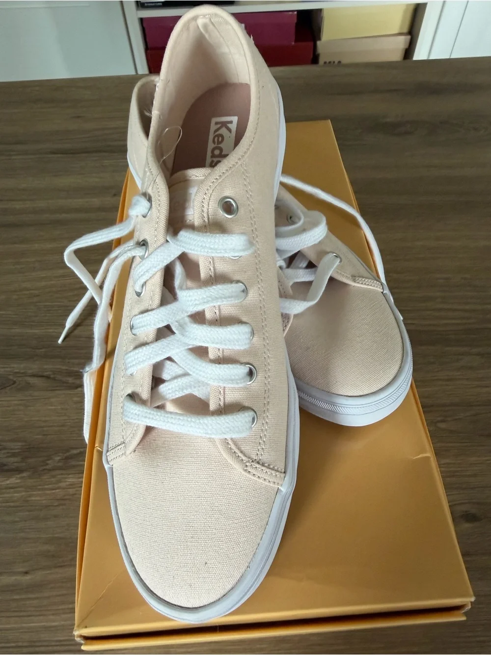 NWOB Keds Women’s Champion Classic Canvas Sneakers Light Pink Size 9